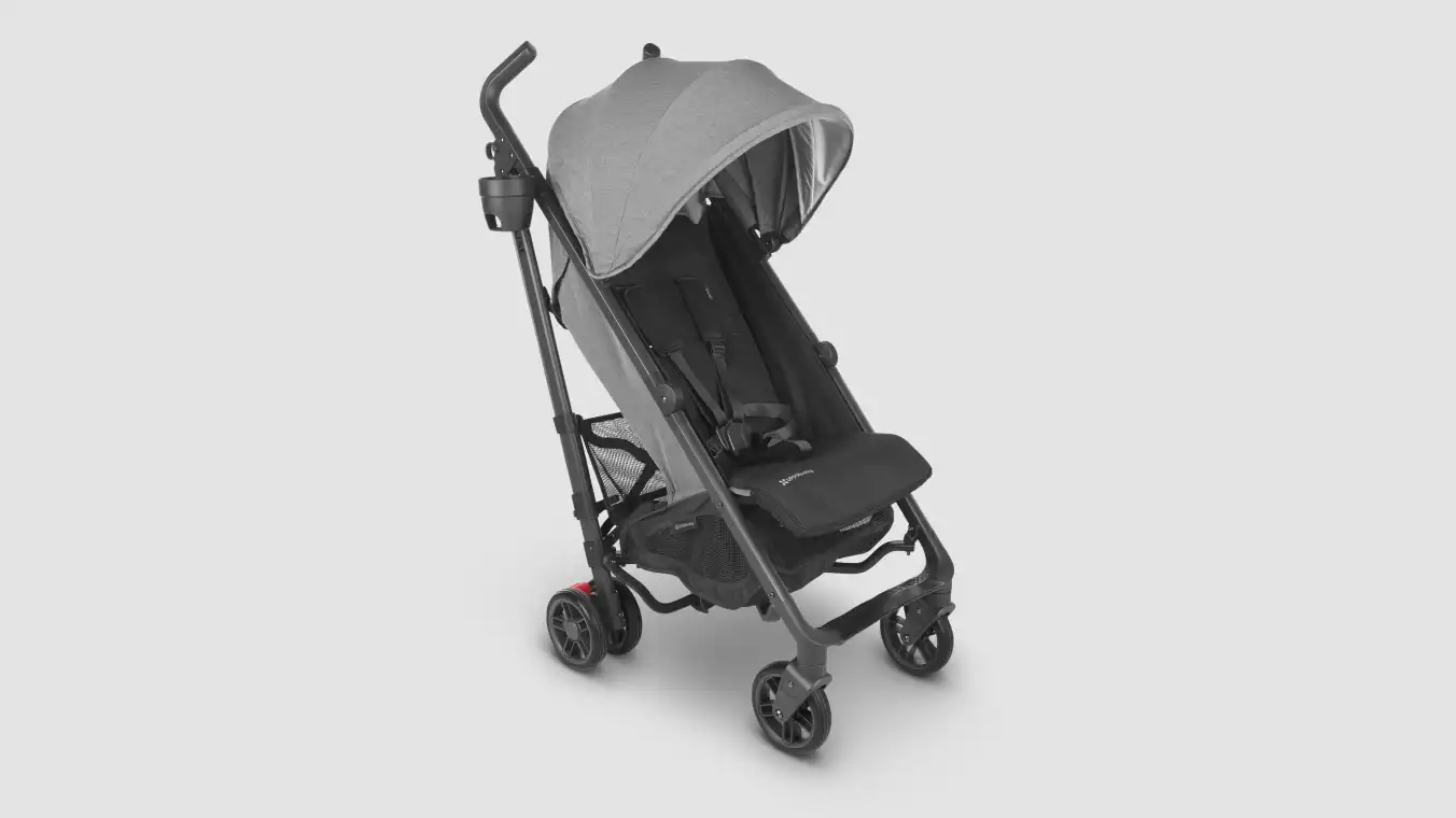 G-Luxe Stroller with Cup Holder attached